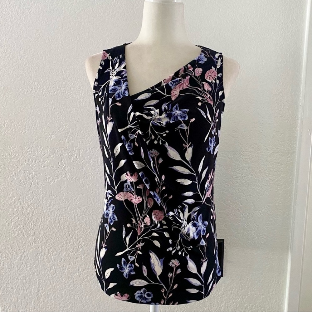 Ivanka Trump Asymmetrical Black Pink and White Sleeveless Women’s Tank Top✨